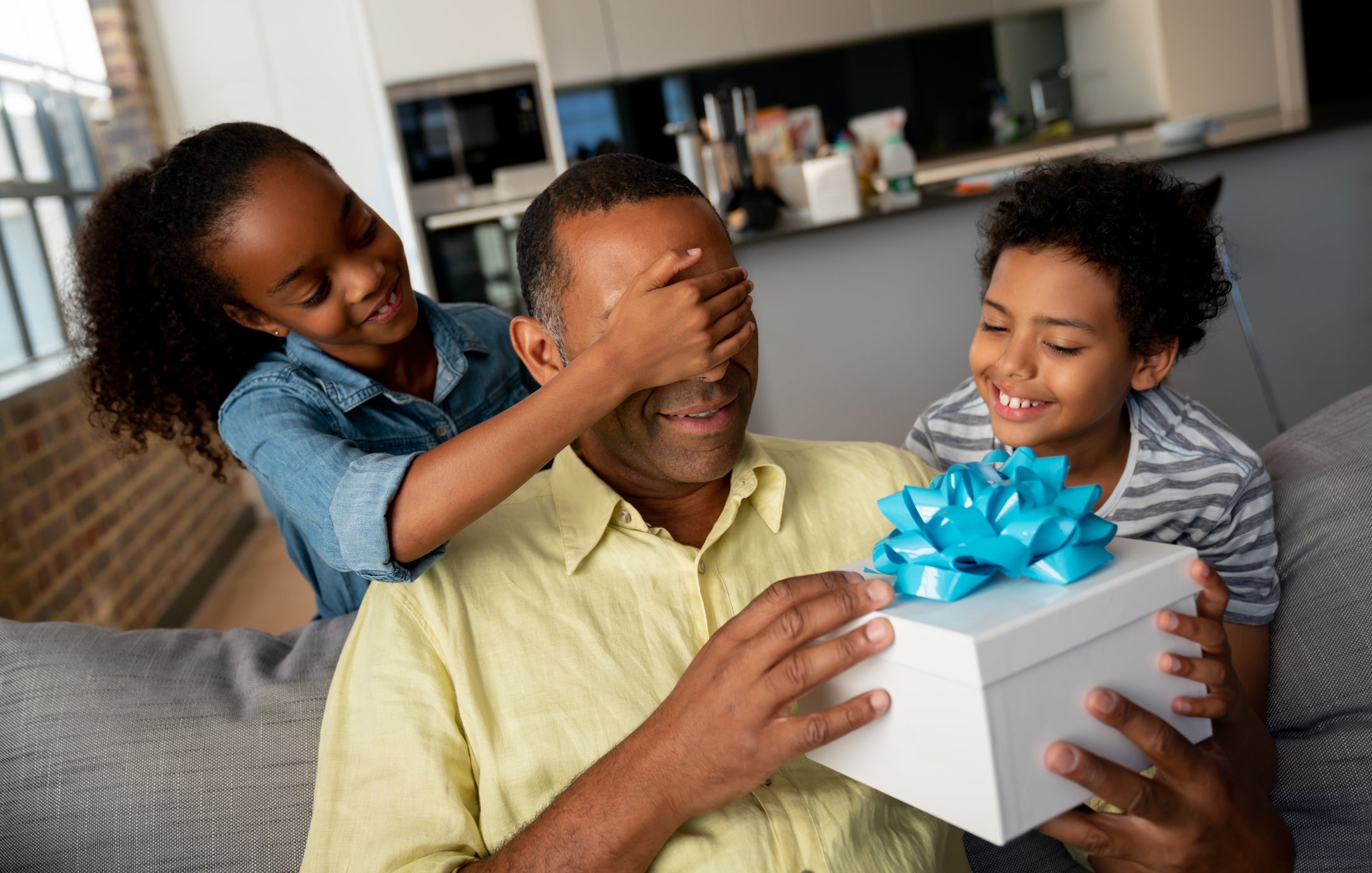 8 Father’s Day Gifts For The Entrepreneurial Dad Who’s Never Off The Clock