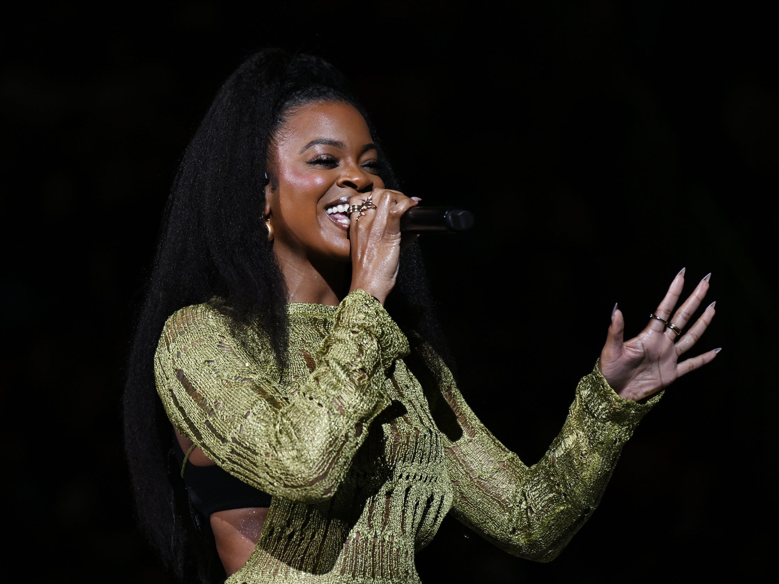 9 Times ESSENCE Festival Performer Ari Lennox Gave Us Beauty Inspiration
