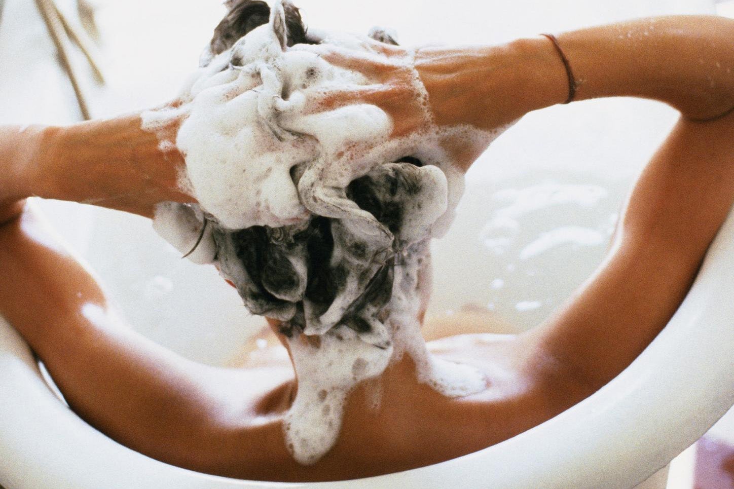 Washing and Detangling Tips For Transitioners